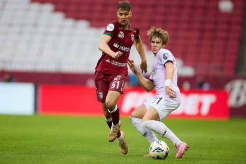 &laquo;Акрон&raquo; в меньшинстве ушёл от поражения в Казани и сыграл вничью с &laquo;Рубином&raquo; благодаря голу Артёма Дзюбы