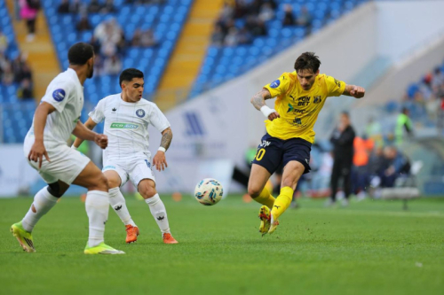 &laquo;Оренбург&raquo; обыграл &laquo;Ростов&raquo; благодаря голу Гедеона Гузины на 85-й минуте матча 27-го тура РПЛ