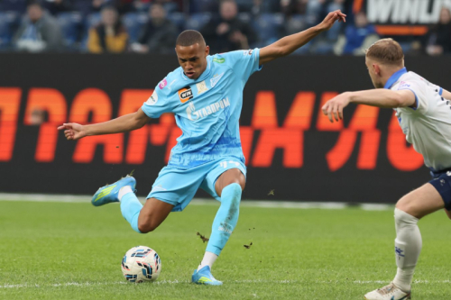 &laquo;Зенит&raquo; обыграл &laquo;Крылья Советов&raquo; со счётом 2:1 в 23-м туре РПЛ и вышел на первое место в таблице