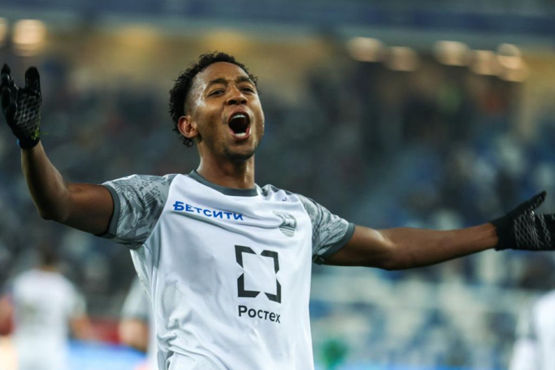 Дубль Брайана Хиля принёс «Балтике» победу над «Крыльями Советов» в 18-м туре Мир РПЛ