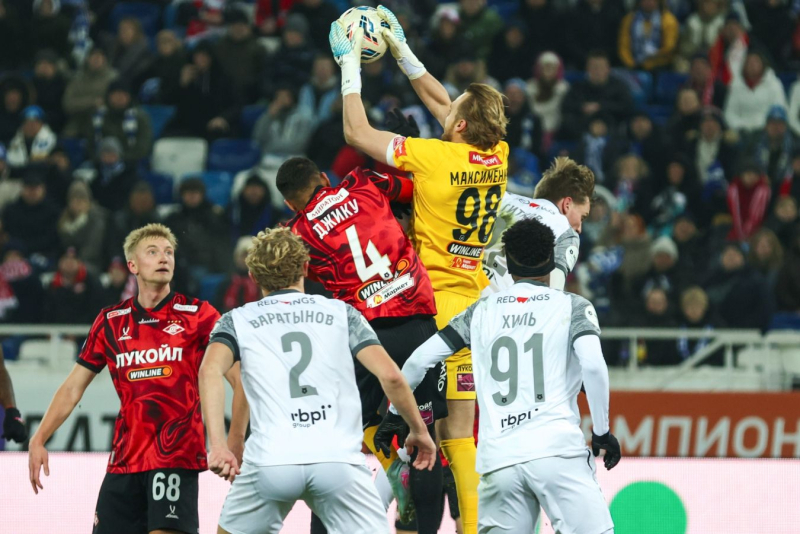 &laquo;Балтика&raquo; вдесятером обыграла &laquo;Спартак&raquo; в матче 17-го тура РПЛ