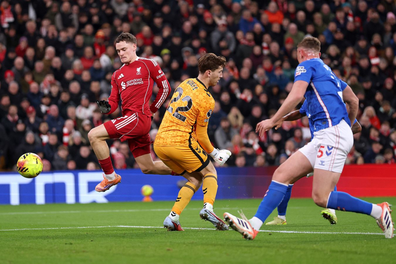 Победы «Арсенала», «Астон Виллы» и «Лидса», разгромный успех «Интера», вылет «Жироны» и ничья «Ливерпуля»