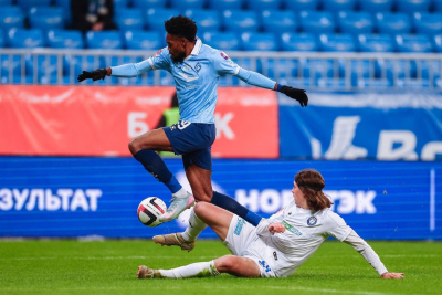 &laquo;Крылья Советов&raquo; обыграли &laquo;Оренбург&raquo; 2:0 и вышли в следующий раунд Пути регионов Кубка России. &laquo;Динамо&raquo; Мх победило &laquo;Ростов&raquo; 2:0 и сыграет с &laquo;Зенитом&raquo; в полуфинале