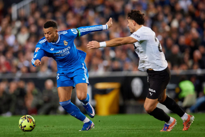 &laquo;ПСЖ&raquo; разгромил &laquo;Марсель&raquo; в Лиге 1, &laquo;Реал&raquo; обыграл &laquo;Валенсию&raquo; благодаря голам Каррераса и Мбаппе