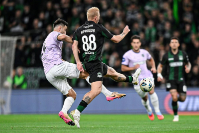 «Краснодар» в меньшинстве обыграл «Акрон» (2:1) и возглавил турнирную таблицу Мир РПЛ