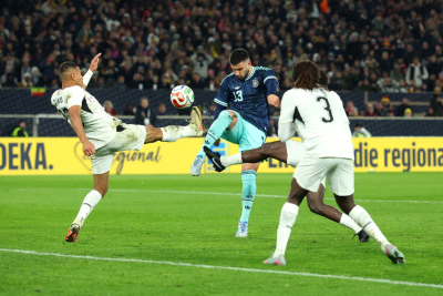 Германия обыграла Гану 2:1 в товарищеском матче, Ундав забил победный мяч на 88-й минуте